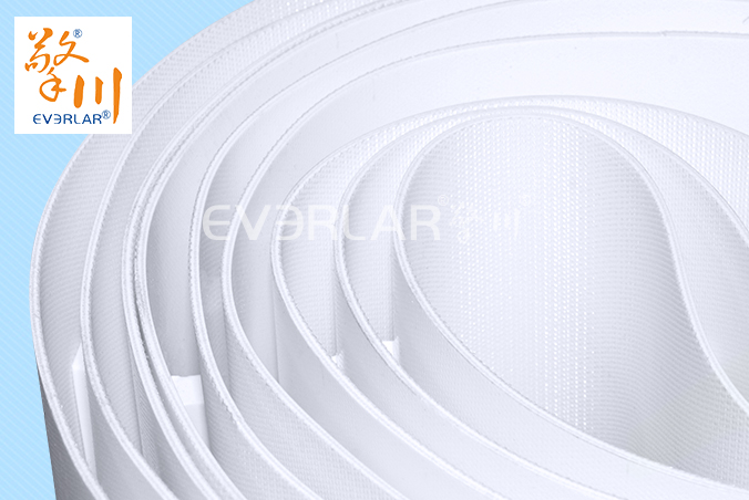 自色PVC輸送帶加導(dǎo)條