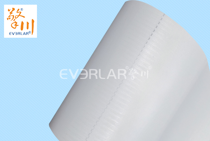 白色PU輸送帶加導條耐磨平穩(wěn)易清潔工業(yè)皮帶